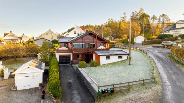 Velkommen til Nordåsvegen 14 presentert av Krogsveen v/Eiendomsmegler/Partner Marit Stuen Aursnes