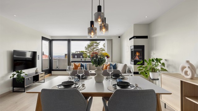 Velkommen til Lachmanns vei 3A, en lekker og romslig 4-roms leilighet med rolig beliggenhet inntil markagrensen. Foto: Petter Tanum