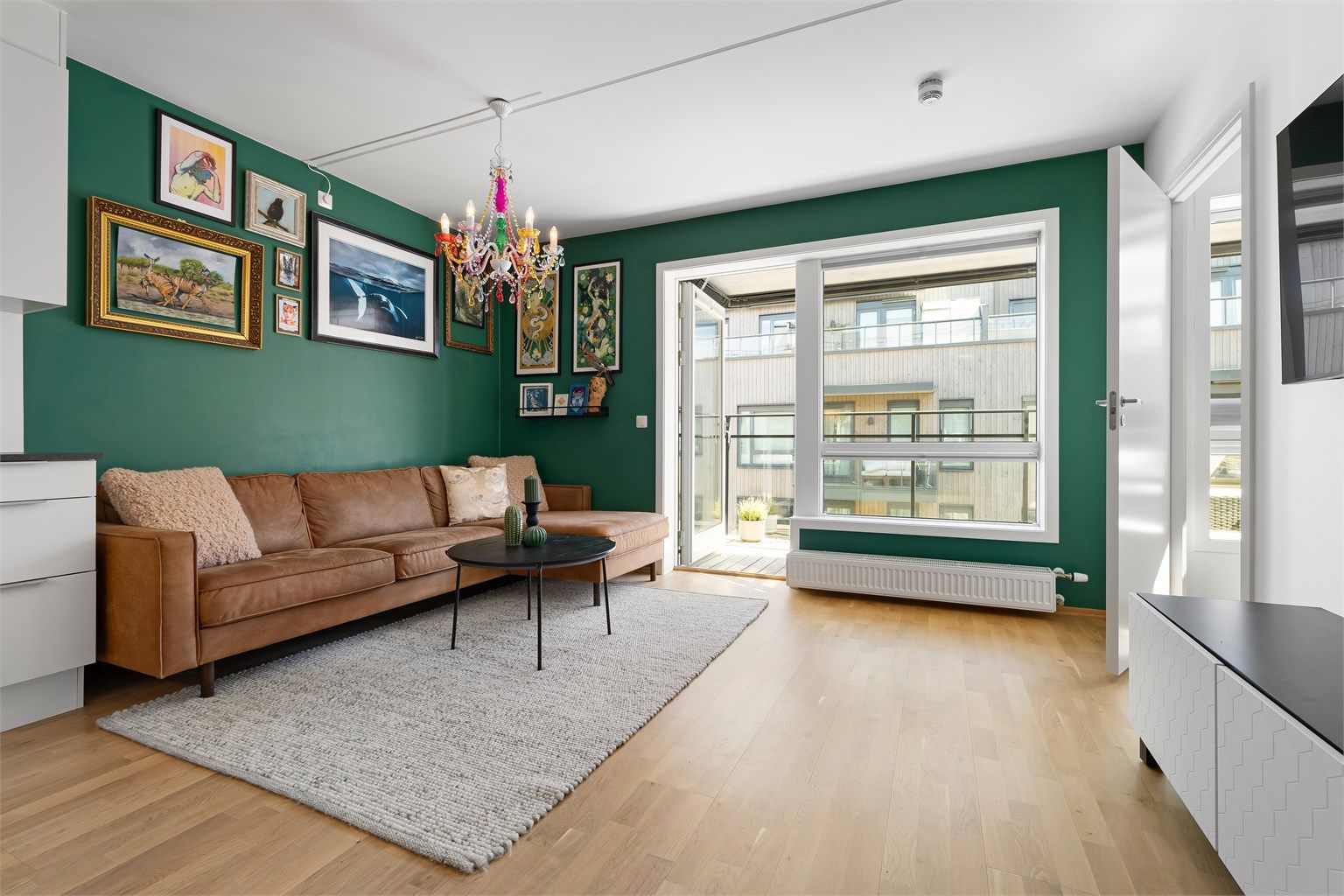 Velkommen til Midtveien 49 - Presentert av Krogsveen ved Jan Robert Ottesen!