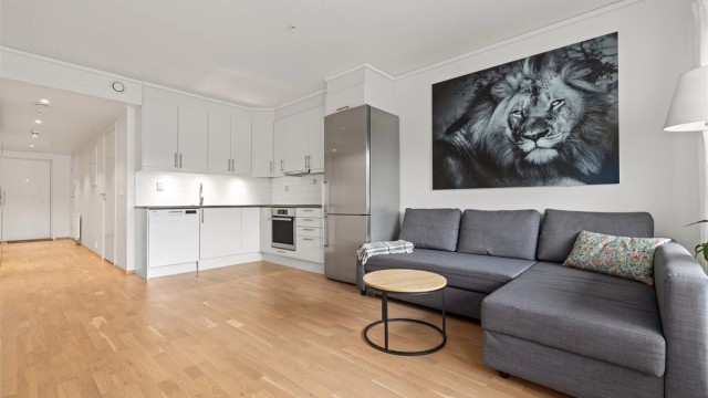 Åpen løsning mellom stue og kjøkken