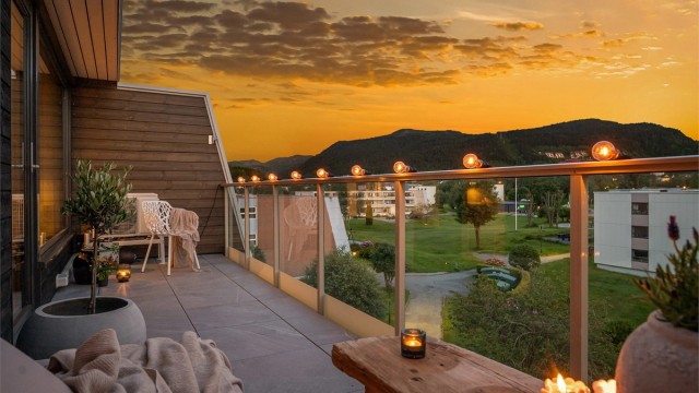 Velkommen til Liaflaten 13- En strøken, innflytningsklar leilighet med nydelig utsikt! Presentert av Eiendomsmegler Krogsveen v/ Ingvar Nypan