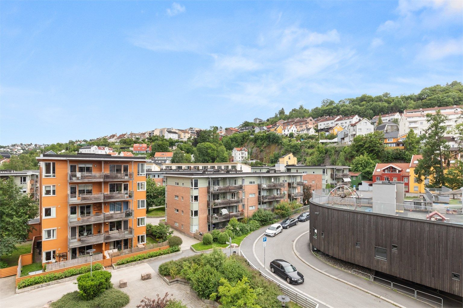 Baglerbyen er kjent for sin karakteristiske arkitektur, grønne profil og attraktive beliggenhet mellom Ekeberg, Gamlebyen og Bjørvika.
