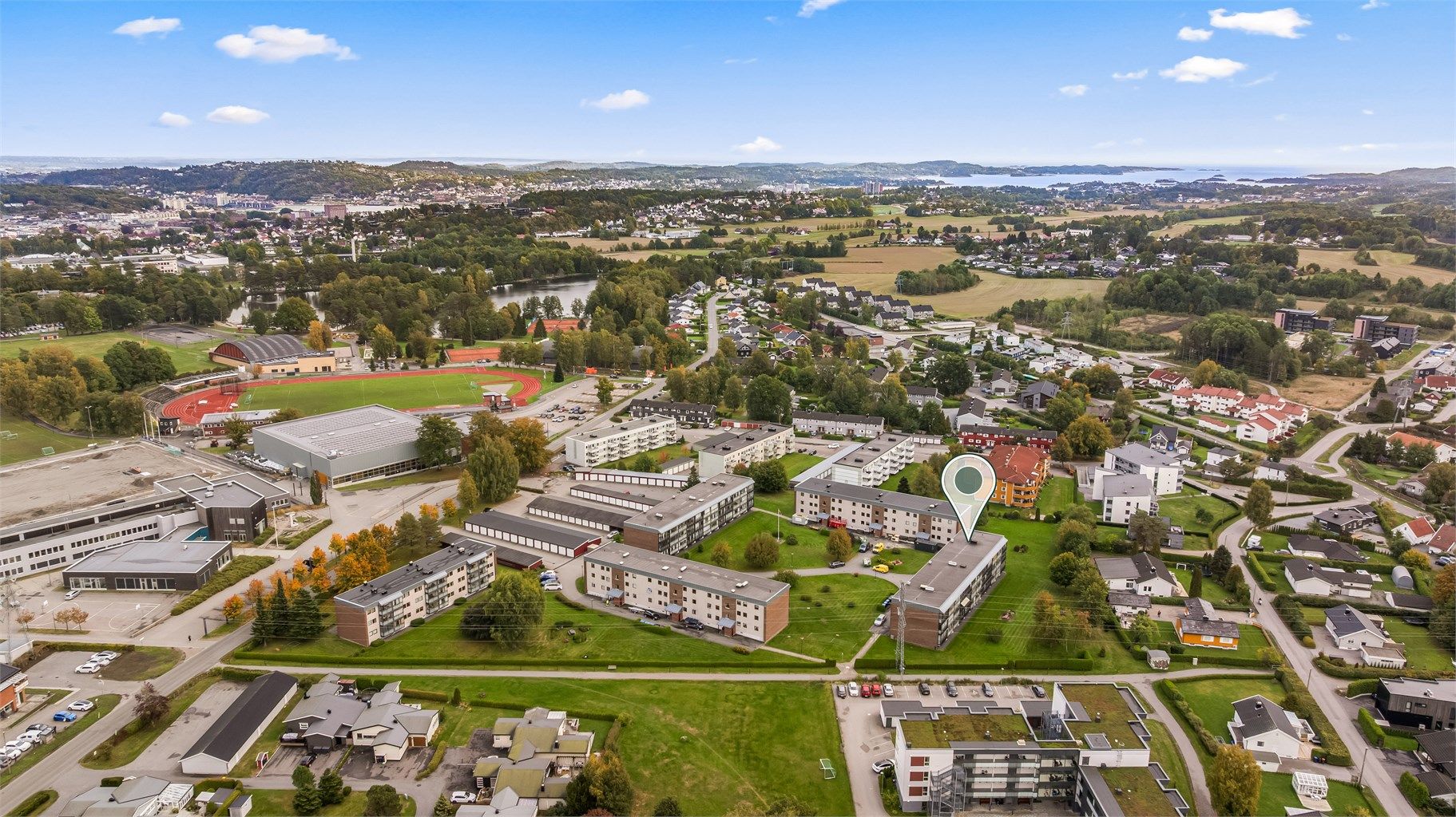 Andelsleilighet i 3. etasje i Nygaard Borettslag, med umiddelbar nærhet til Bugårdsparken. [ Foto: Maciej Krzysztof Krawczyk ]