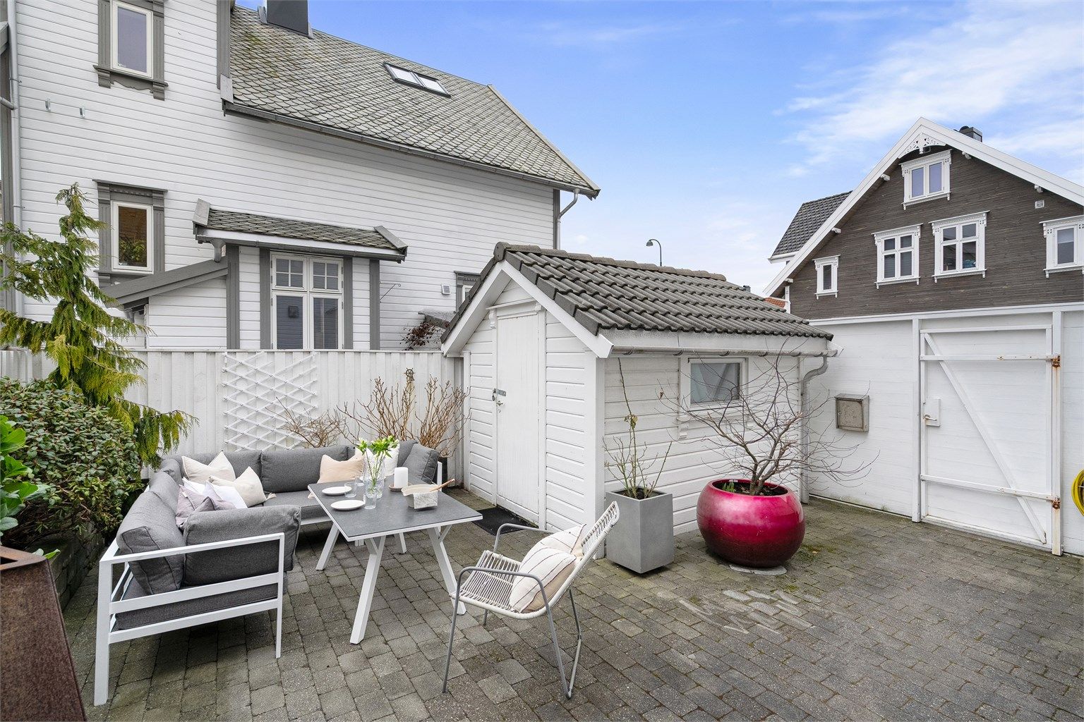 Lun atmosfære og gode solforhold.