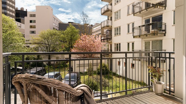 - Velkommen til Hans Tanks gate 8 -