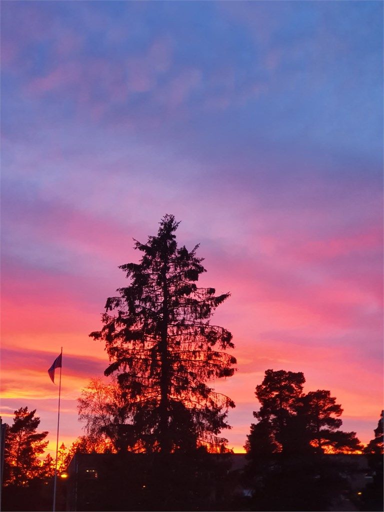 Magisk solnedgang sett fra balkongen. (Private bilder)