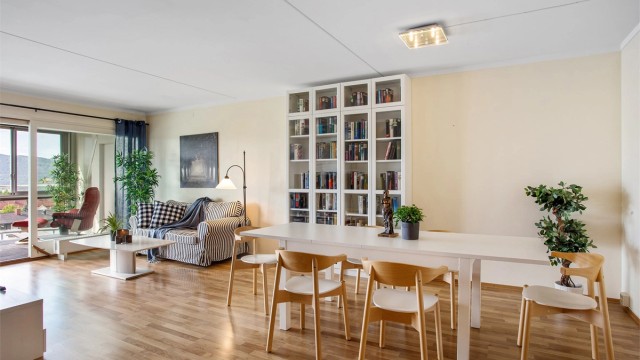 Felles fjernvarmeanlegg med radiatorer og felles varmtvann (fyring inkl. i felleskostnadene). Foto: Ole Thorgeir Solheim Thoresen