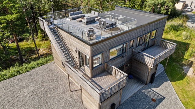 Påkostet fritidsbolig - Halvparten som selges har en meget flott utsikt og gode solforhold!