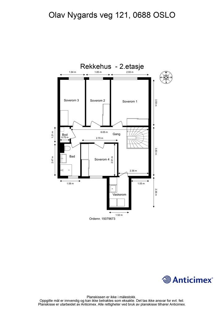 Andre etasje er boligens private sone med fire soverom, bad og vaskerom.