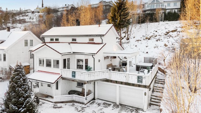 Velkommen til Plassen 16