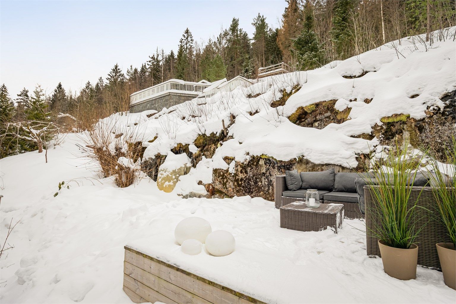 Frittliggende markterrasse på ca. 12 kvm