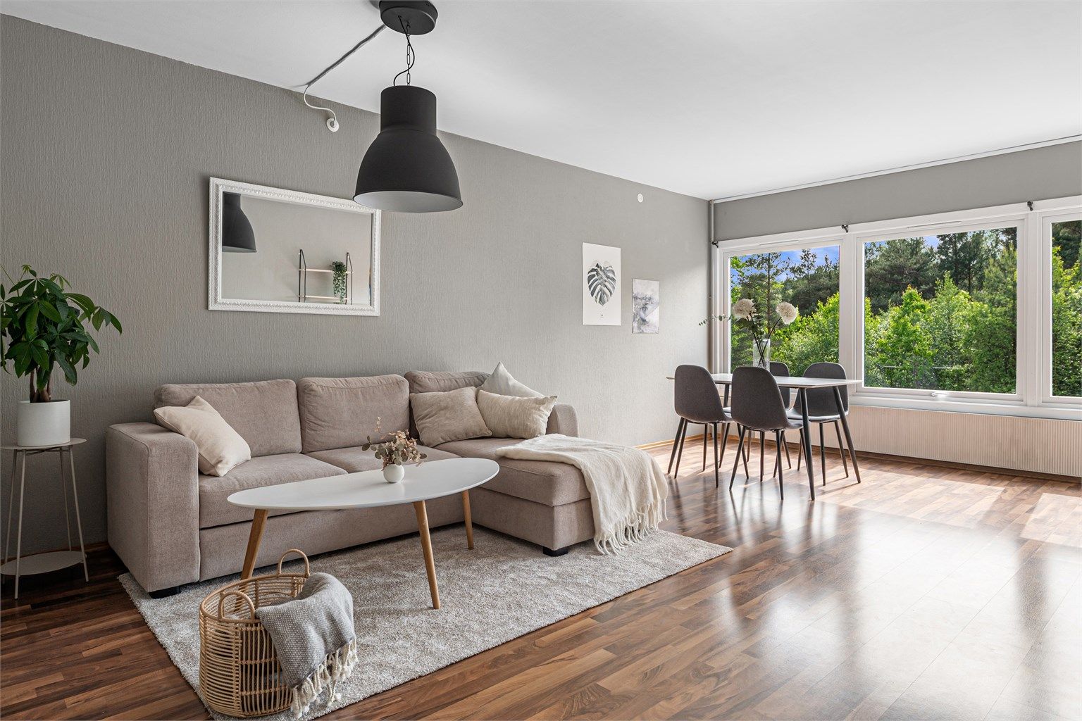 - Velkommen til Vardeveien 70A! -