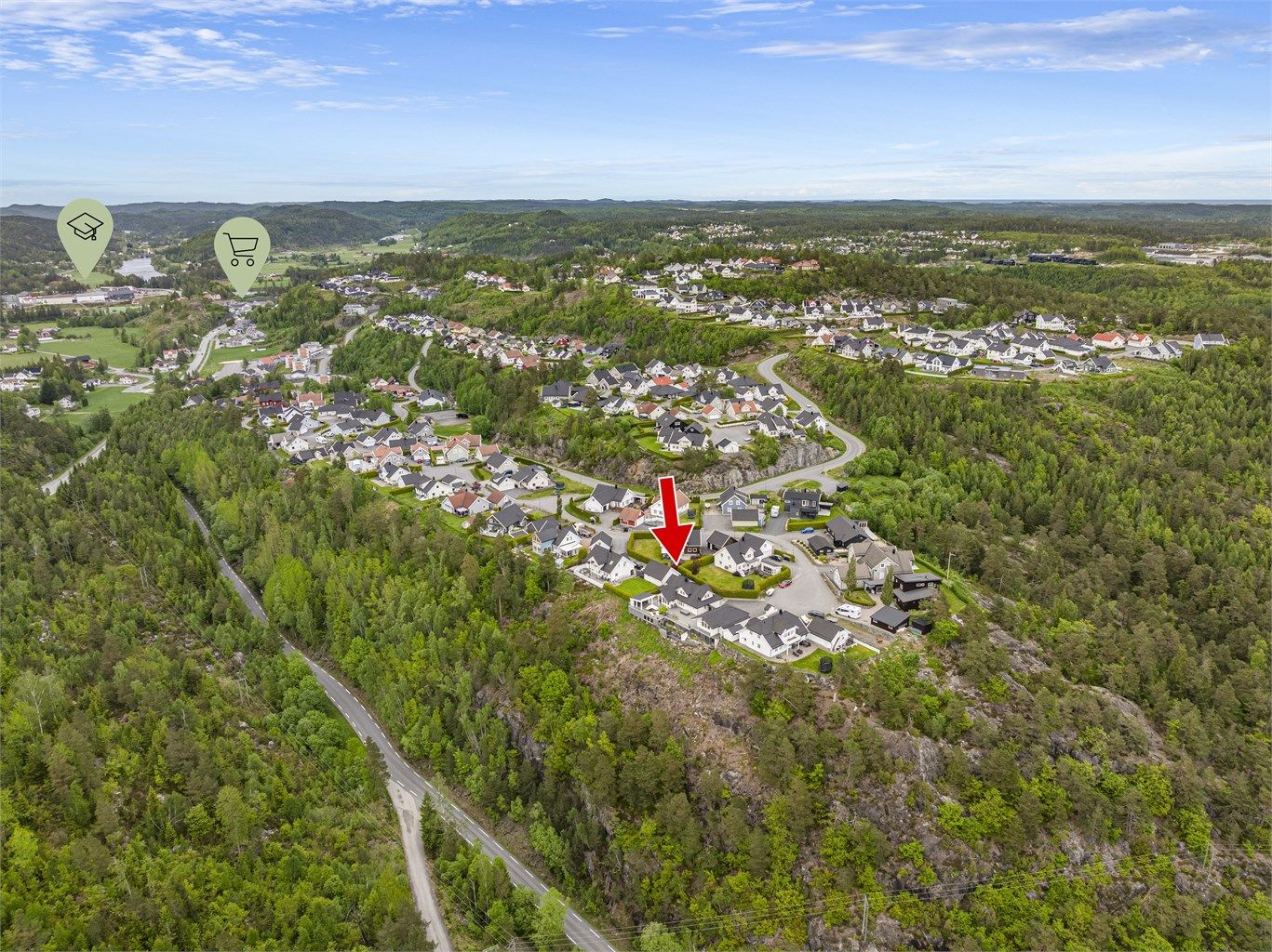 Ovelandsheia er et familievennlig område med nærhet til skoler, barnehager og idrettsanlegg.