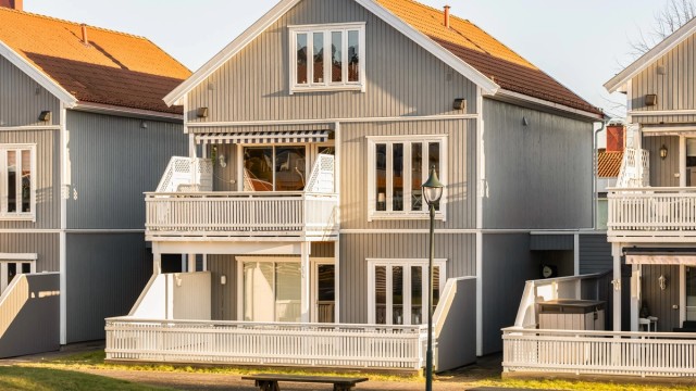 Orkideveien 24B presenteres av Jørgen Sande Johansen i Krogsveen.