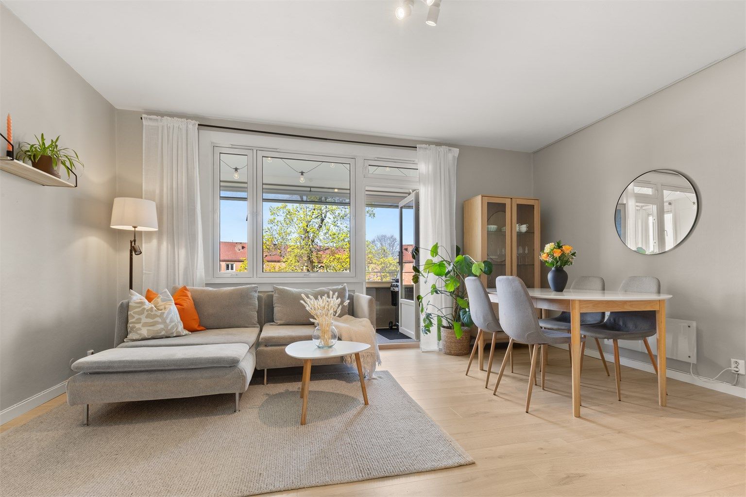 Simen Istre Grevskott v/ Krogsveen har gleden av å presentere Vallefaret 8! 