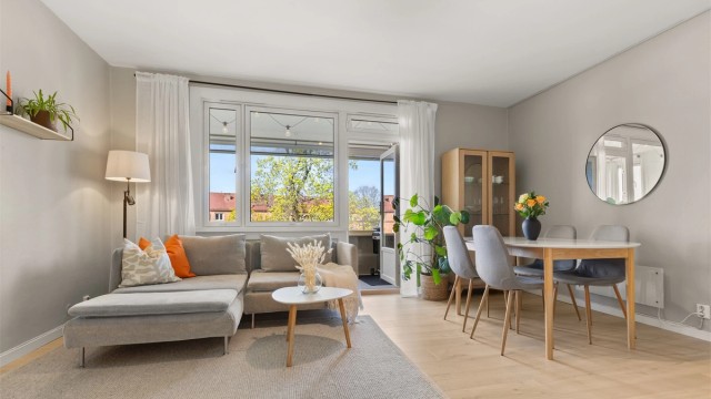 Simen Istre Grevskott v/ Krogsveen har gleden av å presentere Vallefaret 8!