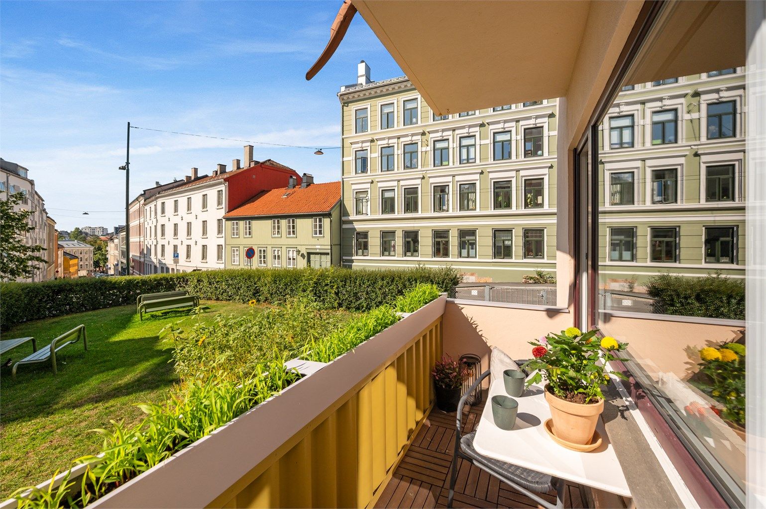 Leiligheten ligger fint og rolig til med flotte turmuligheter langs Akerselva og den rolige parken i Iladalen rett utenfor døren. 
Foto: Peter Futo