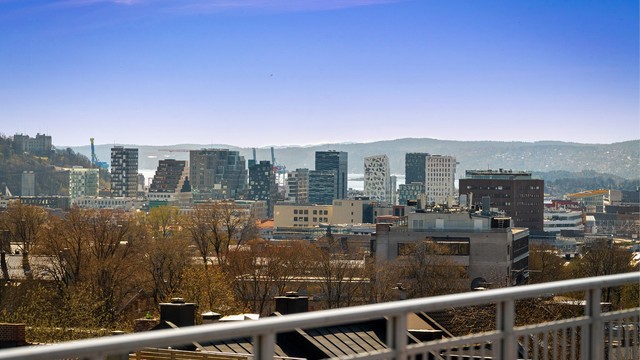 Beliggenheten på Rodeløkka gir kort vei til alt Oslo har å by på, med Carl Berners plass kun 5 minutter unna.