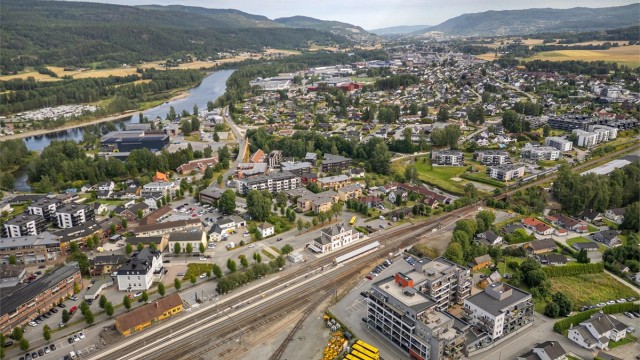 Kort gangavstand til nærmeste matbutikk Hokksund sentrum med flere servicetilbud