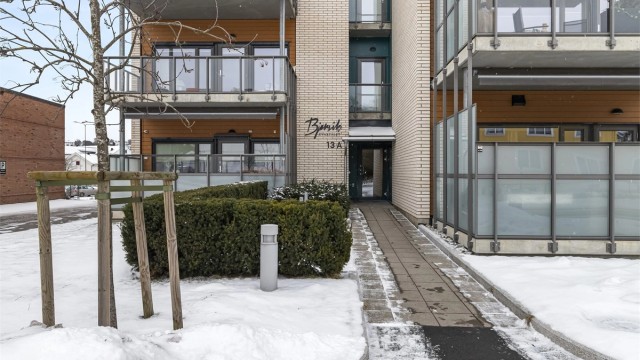 Felles inngangsparti er til enhver tid låst