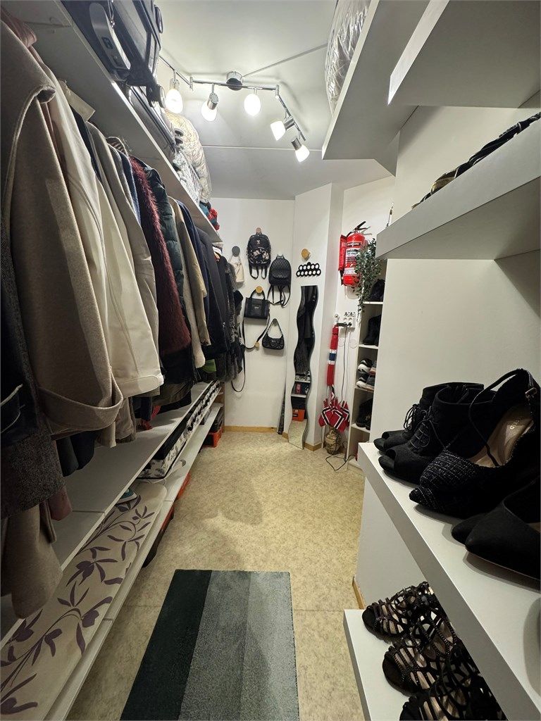 Selgers bilde av innvendig bod