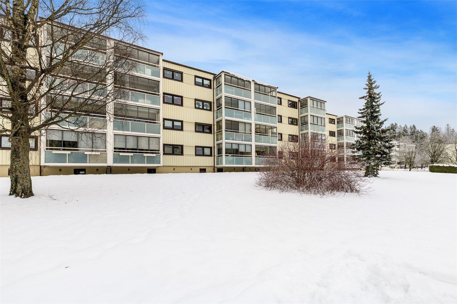 Eiendomsmegler Krogsveen v/Christian Blenne Lien ønsker velkommen til Sigurds vei 16