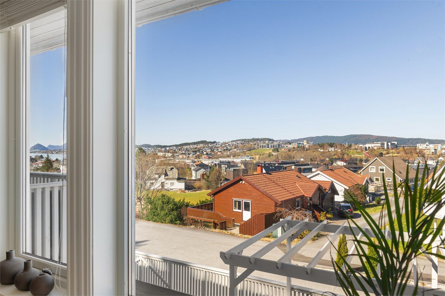 Flott utsikt fra eiendommen