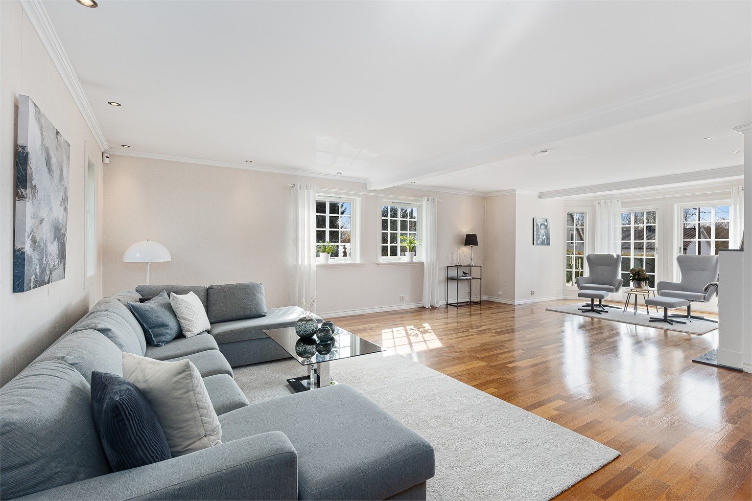 Krogsveen v/Vindum ønsker velkommen til Vinkelveien 10B på Virik!