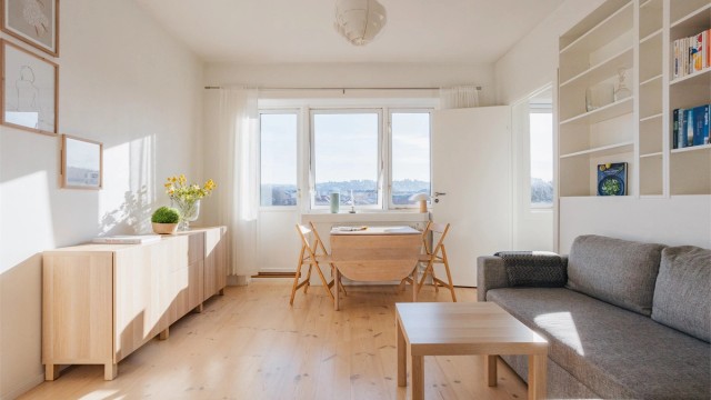 En sjarmerende og arealeffektiv 2-roms med smart planløsning hvor hver kvadratmeter er godt utnyttet.