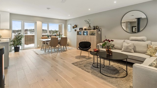 Her er det vannbåren varme som gir en lun og behagelig temperatur gjennom vinteren