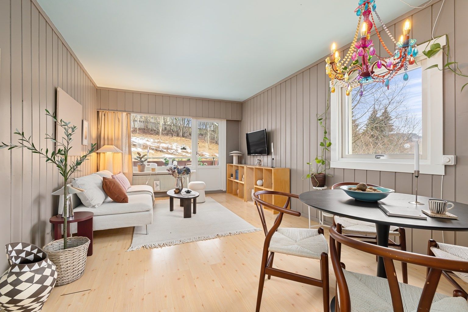 Velkommen til Sletteløkka 37 - Presentert av Krogsveen ved Hallvard Taasen 