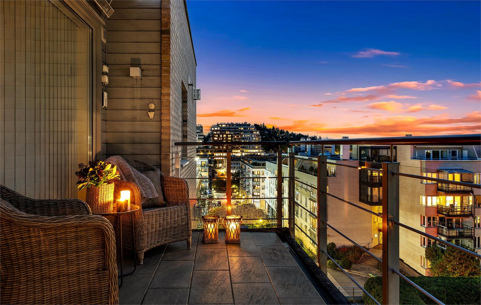 Velkommen til Kjørbokollen 33, presentert av Eiendomsmegler Marius Stormfelt. 