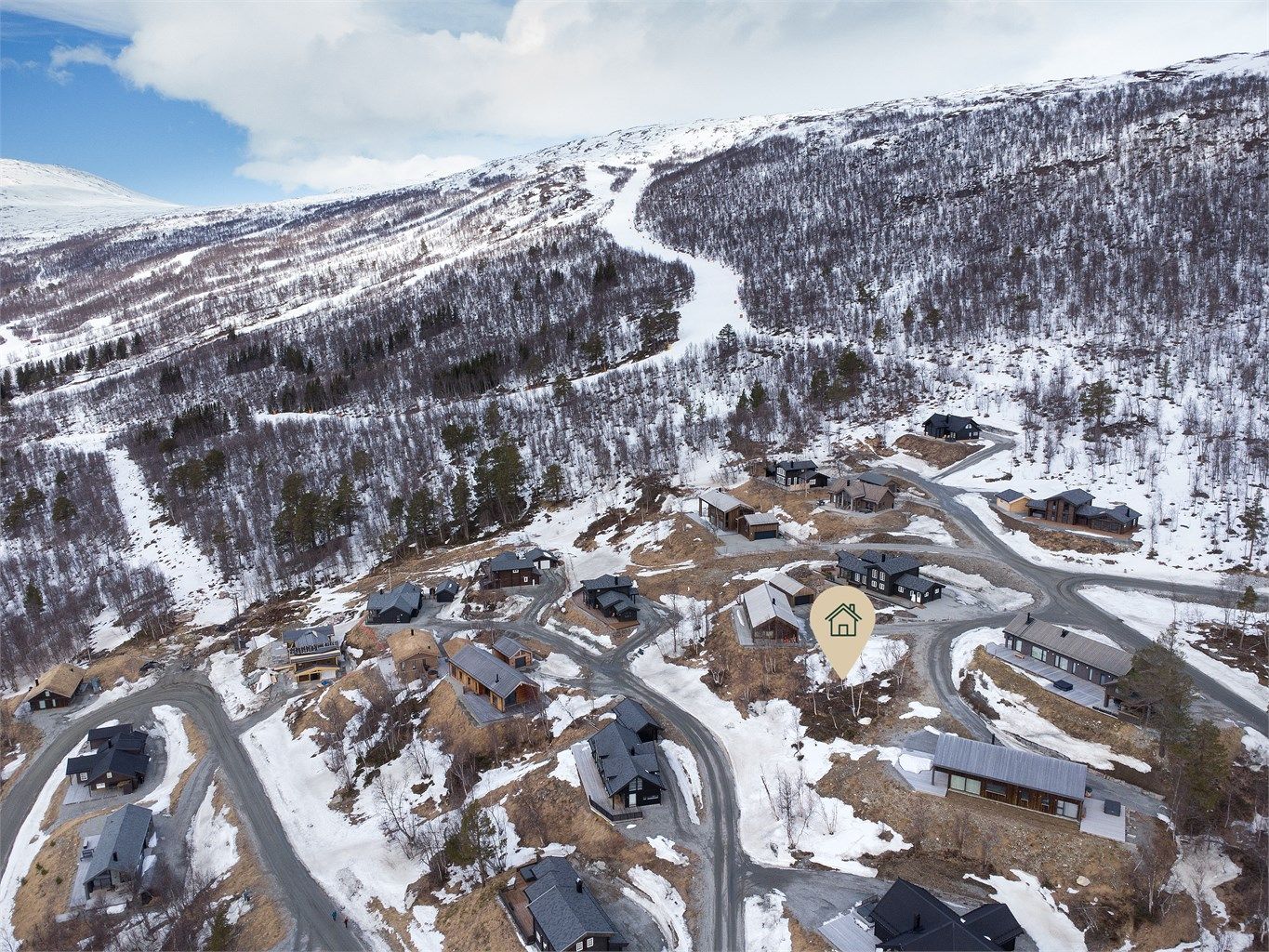 Droneblde tatt mot skitrekket