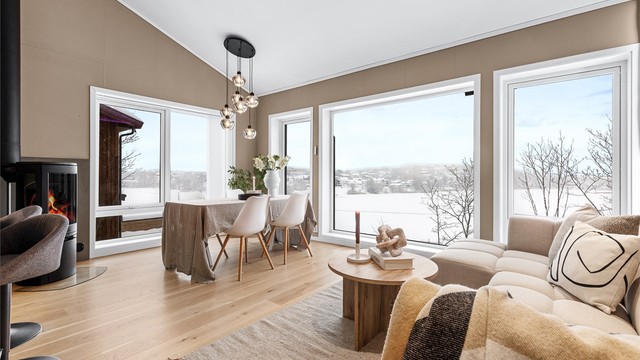 Velkommen til Sætre Terrasse 21A, presentert av Terje Tveit i Krogsveen.