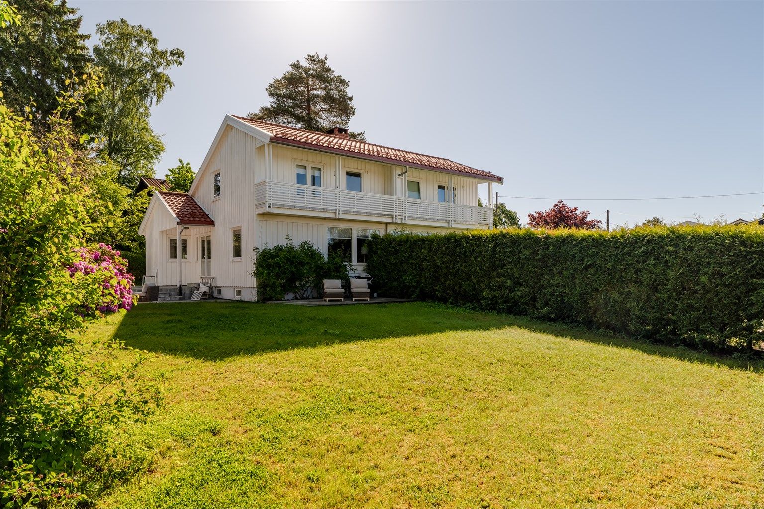 Bolig med unik beliggenhet i stille & rolig blindvei