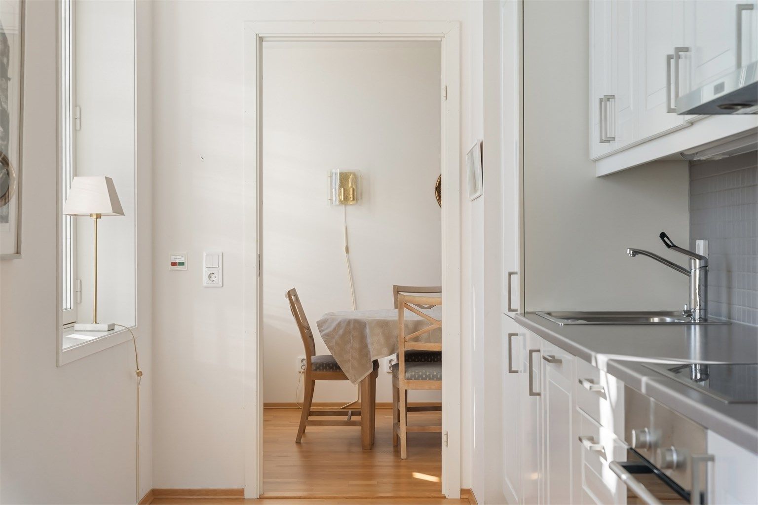 Kjøkkenet er utstyrt med lekkasjestopper for ekstra trygghet.