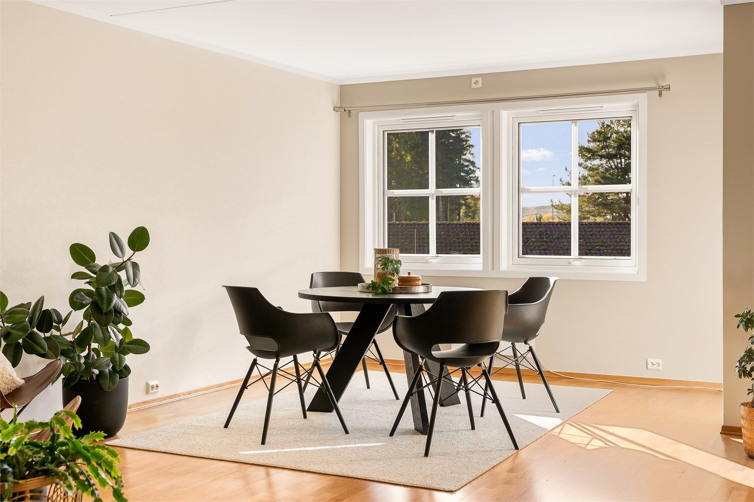 Plass til spisebord