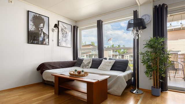 God plass til sofagruppe i stuen