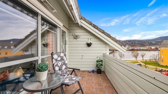 Dette er en pen eierleilighet med en praktisk planløsning i et etablert og rolig nabolag.
Foto: Haiman Askari