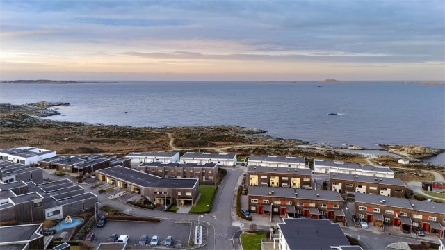 Rekkehuset er beliggende i et veletablert og attraktivt boligområde på Tananger.