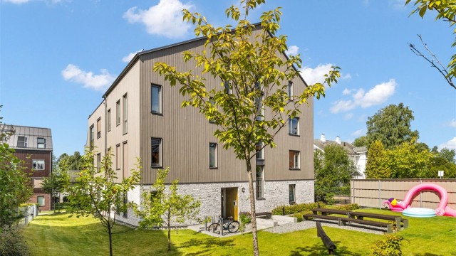 Fasade sett mot inngangsparti.