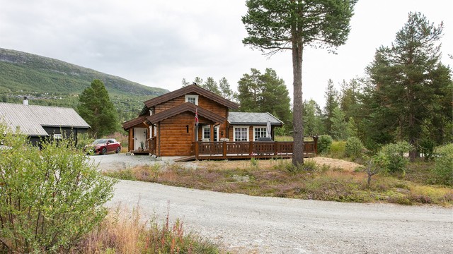 En velholdt og innbydende fritidseiendom i naturskjønne omgivelser.