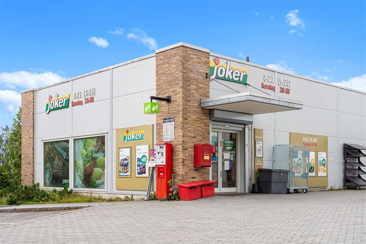 For ekstra bekvemmelighet finnes også en søndagsåpen Joker i gangavstand.