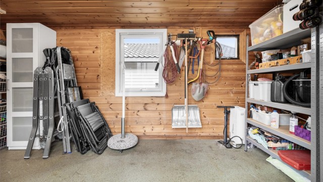 Frittstående utebod i hagen på 11 kvm med innlagt strøm