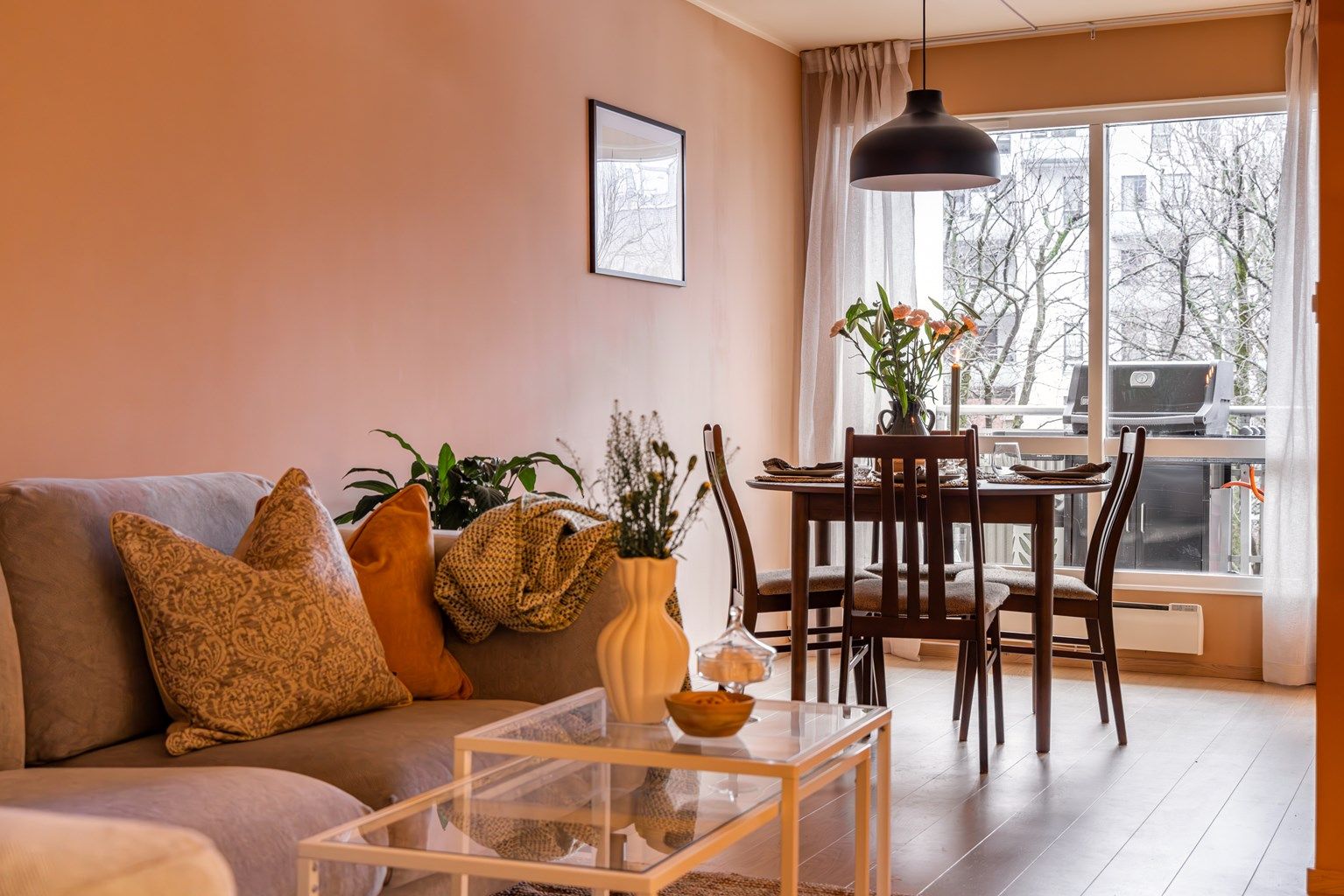 Velkommen til Norbygata 9! - En lekker leilighet presentert av Marcus Blohm.