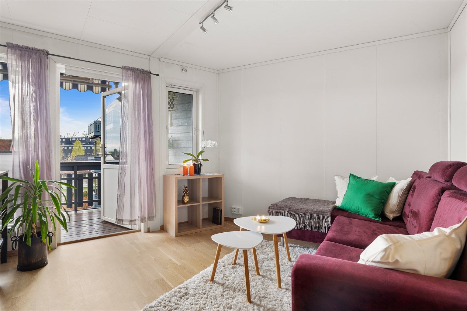 Stue med utgang til balkong på 8 kvm