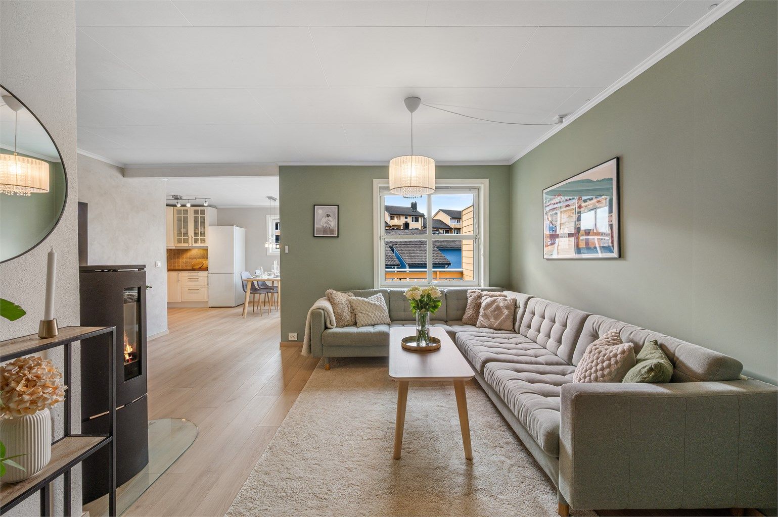 Velkommen til Morvikbotn 303B presentert av Krogsveen Åsane v/ Christer Solvik (foto: Imotiv v/ Christian Fagerland)