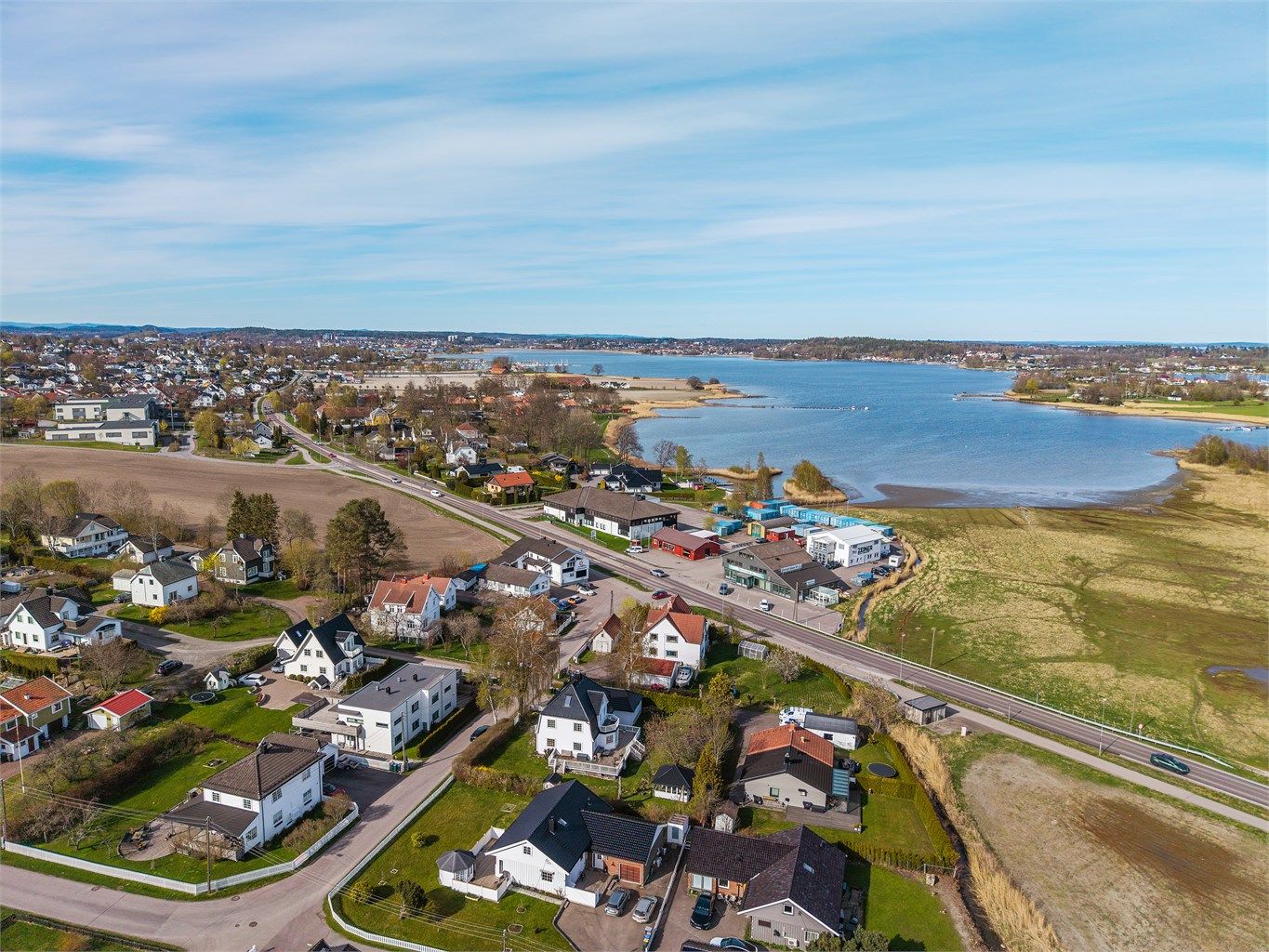 Sentral beliggenhet med kort vei til både Tønsberg sentrum og Teie torg.