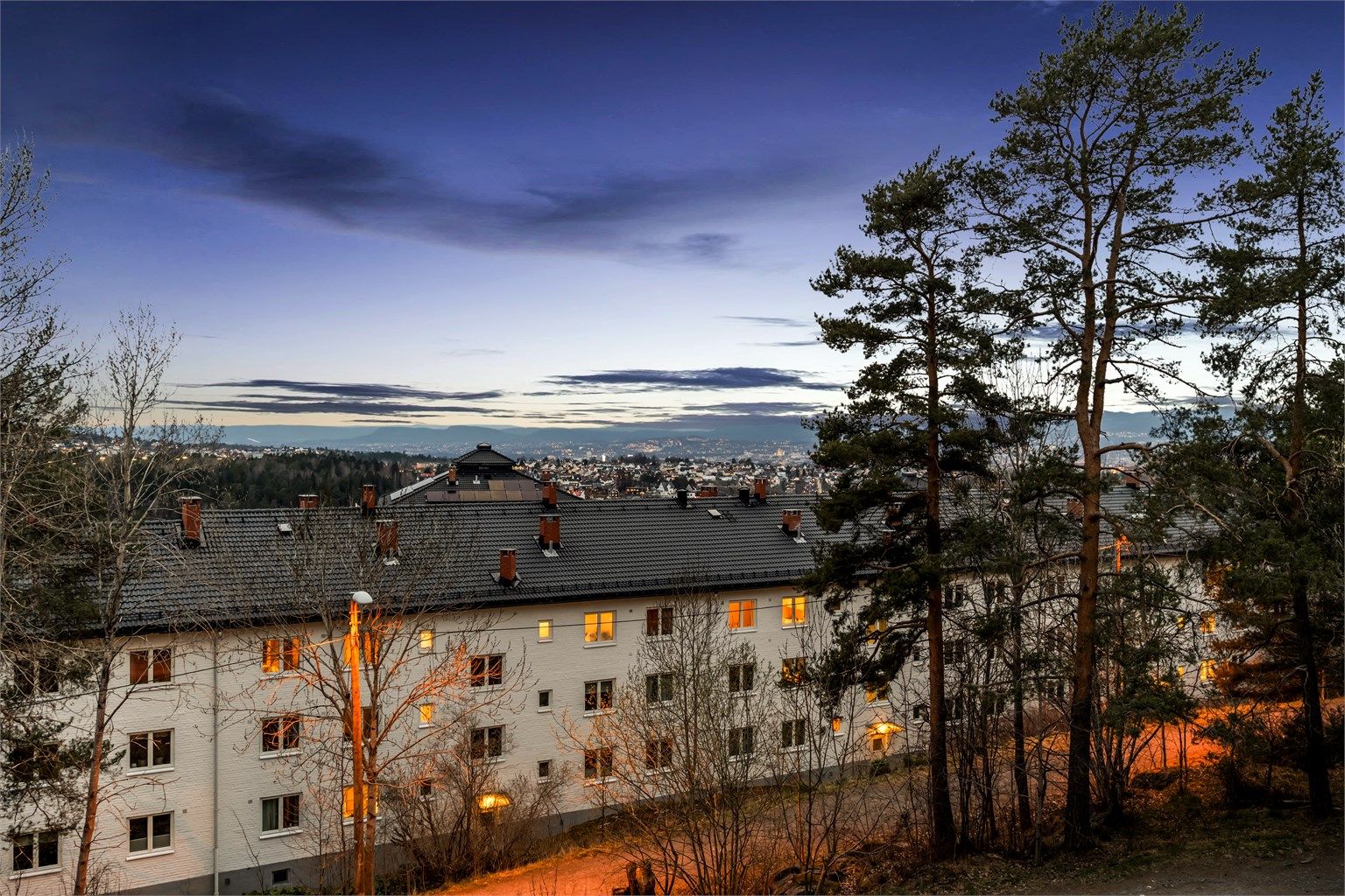 Utsikt fra balkongen.