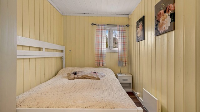 Soverom med plass til dobbeltseng.